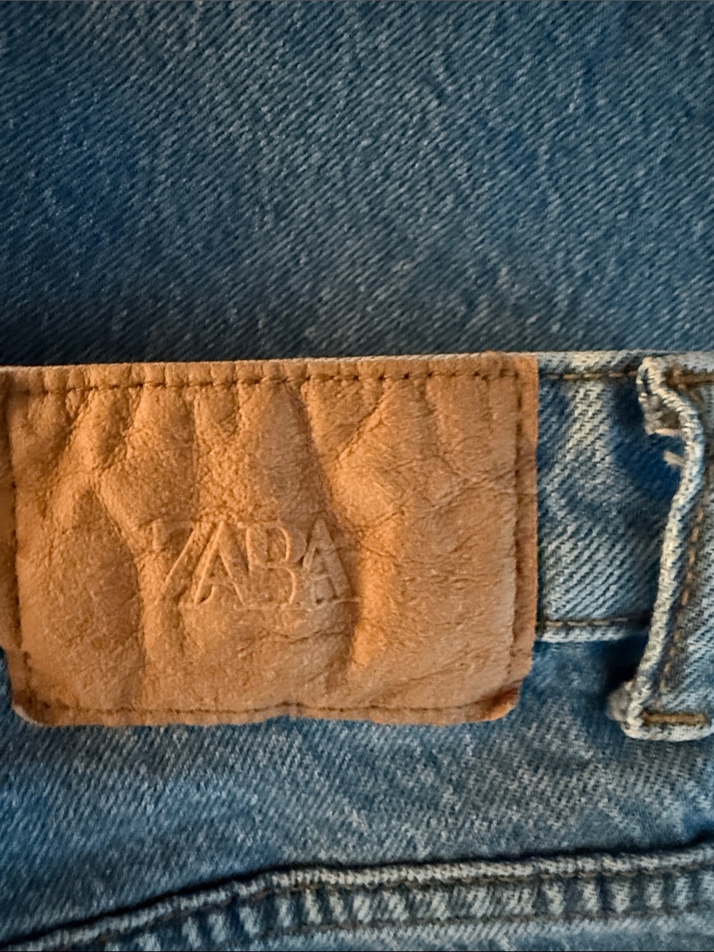 Zara Classic Light Blue Denim Jeans - Picture 3 of 3